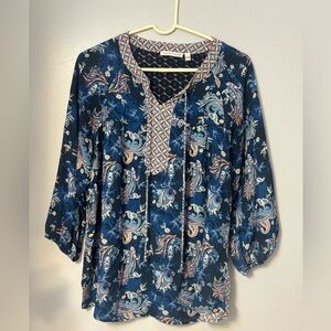 Notations Navy Paisley Peasant Tunic with Peach Accents. Sz L. PTP 22”